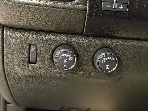 Used 2021 GMC Canyon Denali image 23