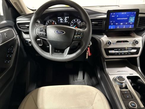 Used 2023 Ford Explorer 4WD image 11