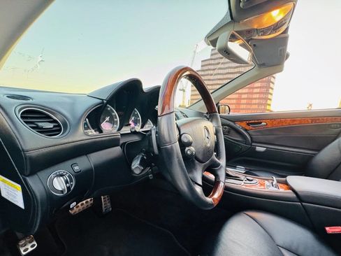 Used 2007 Mercedes-Benz SL 550 SL 550 2dr Convertible image 35