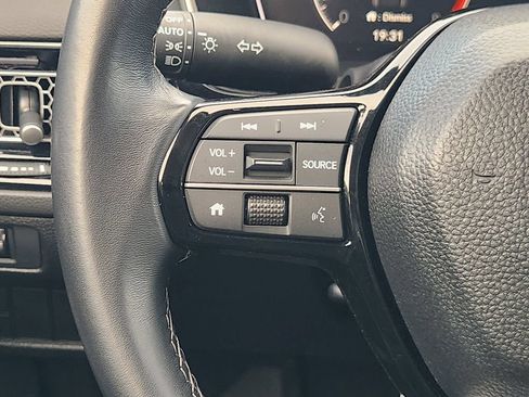 Used 2023 Honda Civic EX-L image 28