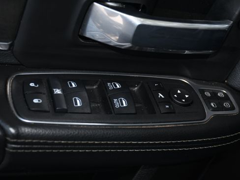 Used 2024 RAM 2500 Laramie w/ Safety Group AWD/4WD image 11
