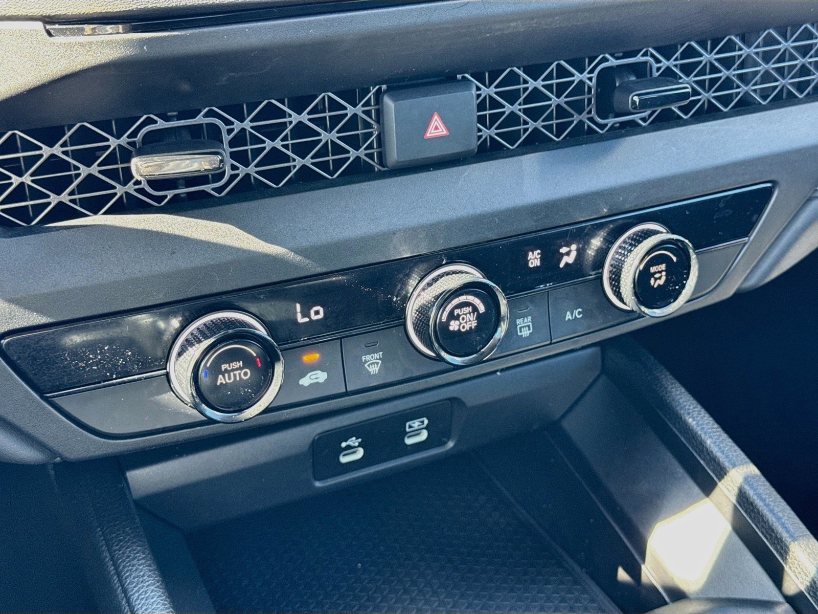 Used 2025 Honda Accord LX image 17