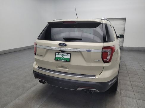 Used 2018 Ford Explorer Platinum AWD/4WD image 7