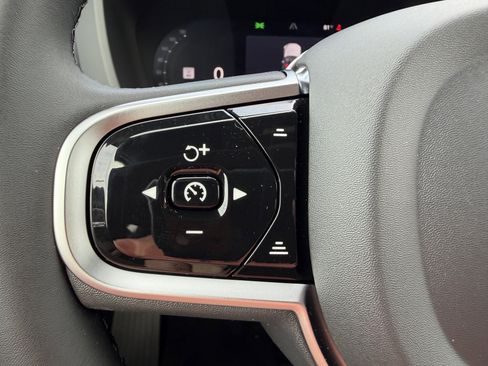 New 2026 Volvo XC60 B5 Plus w/ Climate Package image 27