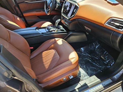 Used 2022 Maserati Ghibli Modena Q4 AWD/4WD image 21