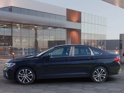 Used 2023 Volkswagen Jetta Sport FWD image 8