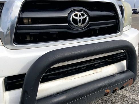 Used 2008 Toyota Tacoma PreRunner image 27