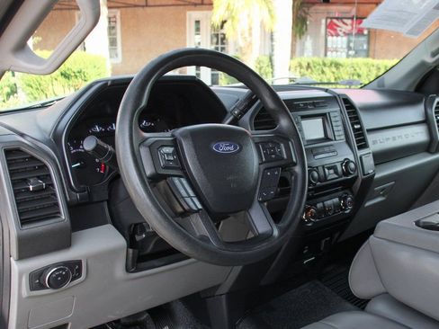 Used 2018 Ford F350 XL w/ Power Equipment Group image 20