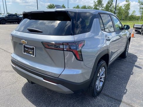 New 2025 Chevrolet Equinox LT image 7