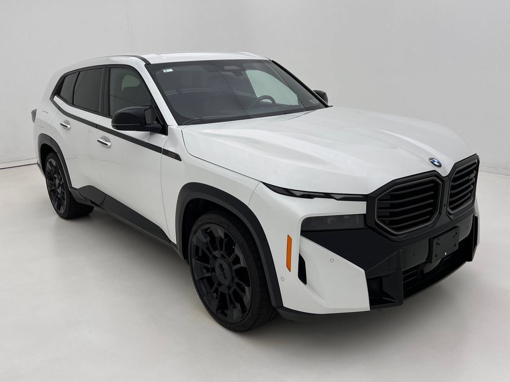 Certified 2023 BMW XM AWD/4WD image 2