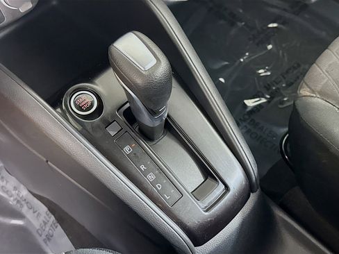 Used 2022 Nissan Kicks S image 21