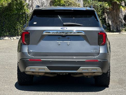 Certified 2023 Ford Explorer XLT w/ Equipment Group 202A AWD/4WD image 4