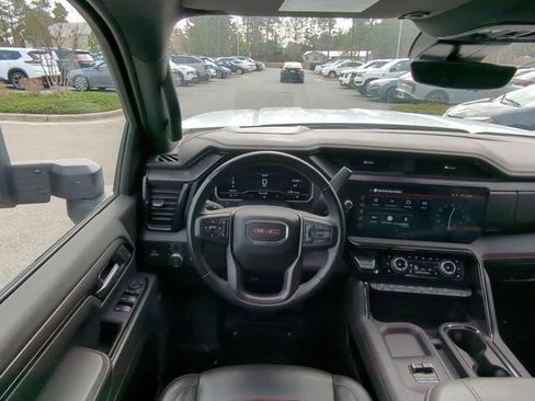 Certified 2025 GMC Sierra 2500 AT4 w/ AT4 Premium Plus Package image 40