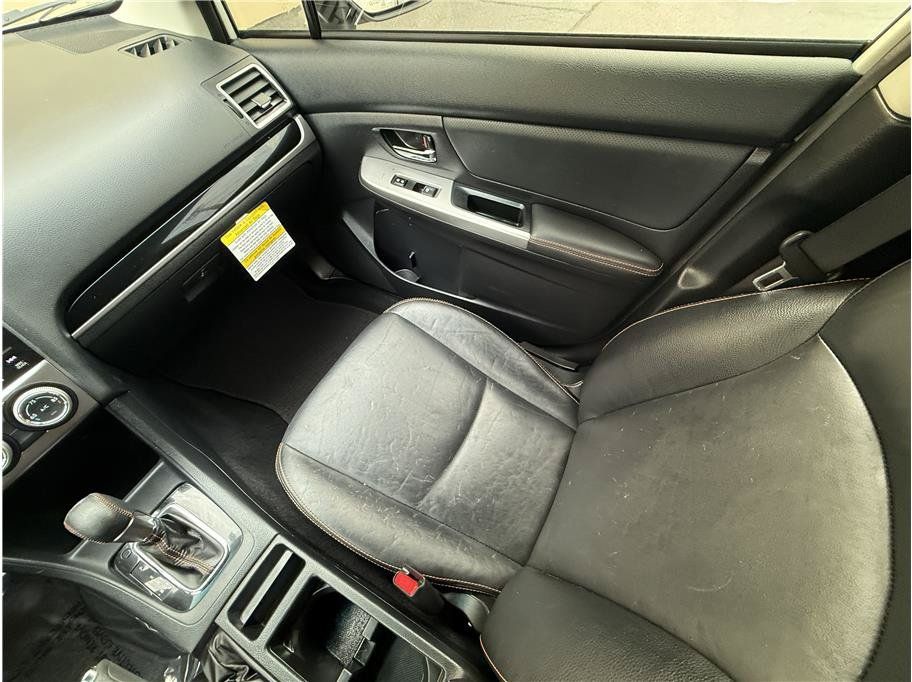 Used 2016 Subaru Crosstrek 2.0i Limited w/ Popular Package #2 AWD/4WD image 11