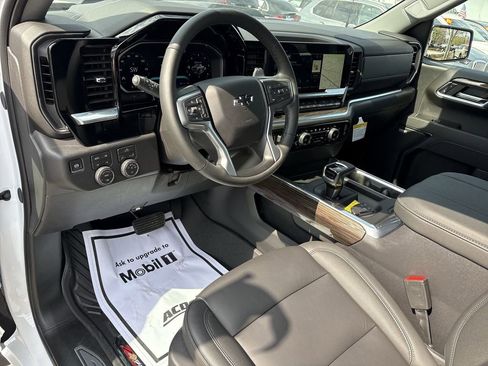 New 2026 Chevrolet Silverado 1500 LT Trail Boss w/ Convenience Package II AWD/4WD image 10