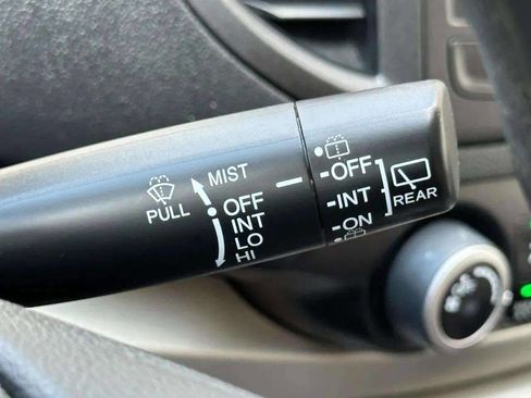 Used 2014 Honda CR-V LX image 9