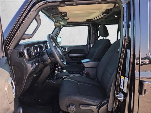 Used 2018 Jeep Wrangler Unlimited Sport AWD/4WD image 14
