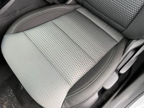 New 2026 Chevrolet Trax LT w/ Driver Confidence Package image 11