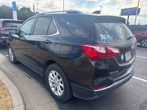 Used 2019 Chevrolet Equinox LT w/ Sun & Navigation Package AWD/4WD image 5