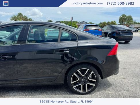 Used 2018 Volvo S60 T5 Dynamic w/ Vision Package FWD image 5