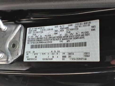 Used 2013 Ford Escape Titanium w/ Parking Technology Pkg AWD/4WD image 31