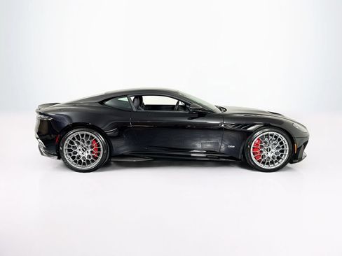 Used 2023 Aston Martin DBS Coupe RWD image 6