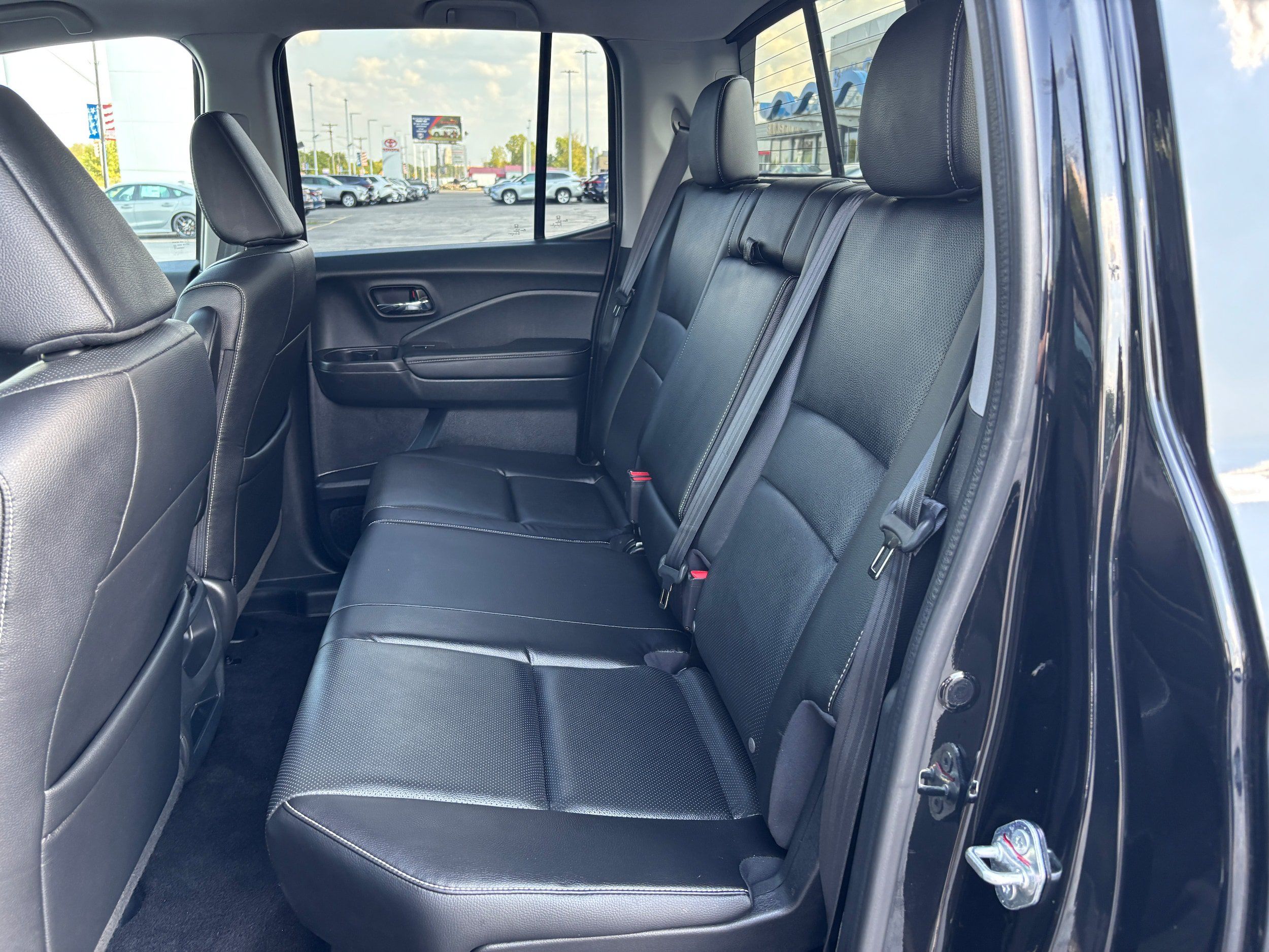 Used 2023 Honda Ridgeline RTL image 11