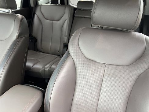 Used 2019 Hyundai Santa Fe FWD image 10