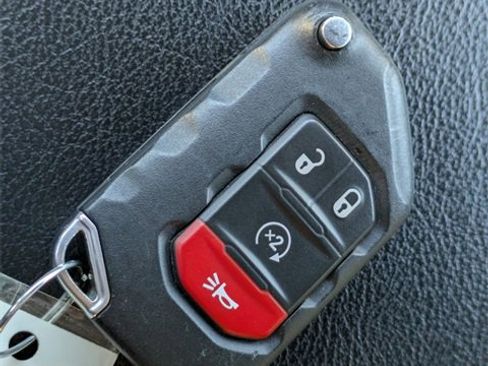 Used 2020 Jeep Wrangler Unlimited Sport image 30