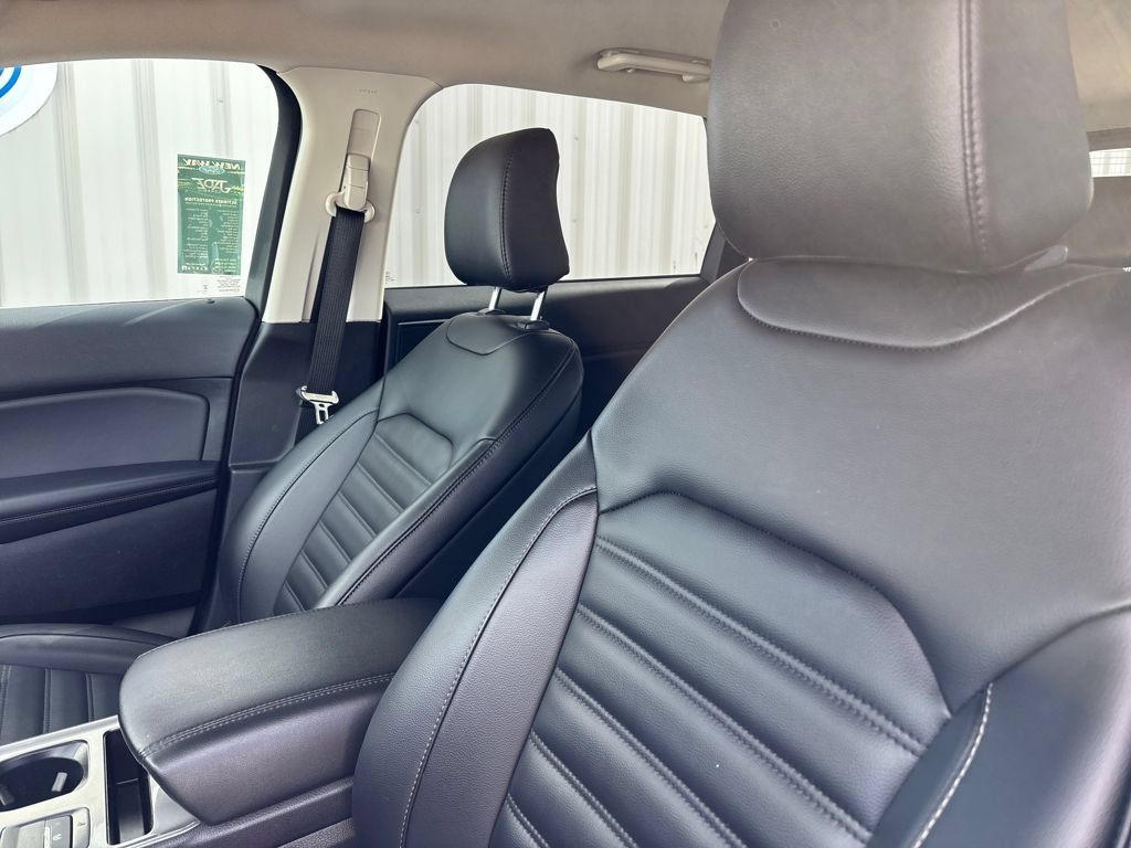 Used 2024 Ford Edge SEL w/ Convenience Package AWD/4WD image 21