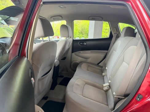 Used 2012 Nissan Rogue SV image 21