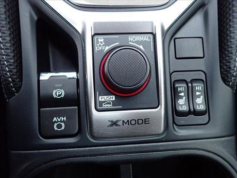 Used 2024 Subaru Forester Premium image 17