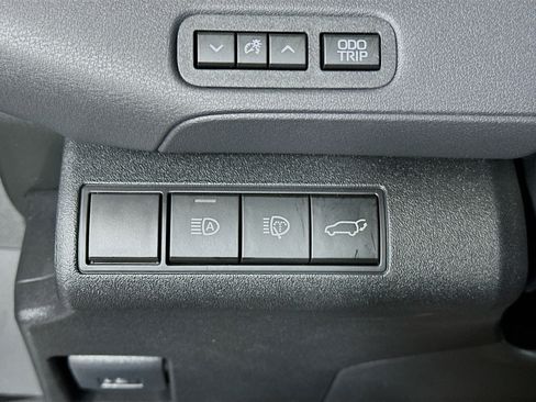 Used 2026 Toyota bZ FWD image 17