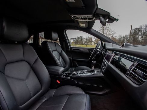 Used 2019 Porsche Macan image 18