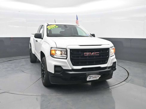 Used 2022 GMC Canyon Elevation Standard AWD/4WD image 2