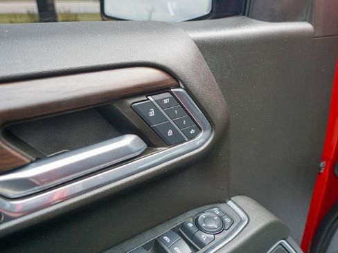 Used 2024 GMC Sierra 1500 SLT w/ SLT Premium Plus Package image 21