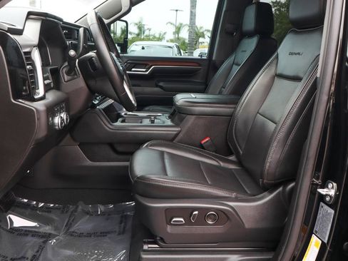 Used 2024 GMC Sierra 2500 Denali w/ Denali Reserve Package image 21