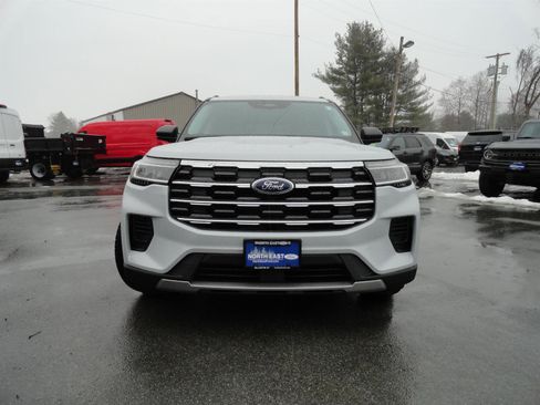 New 2026 Ford Explorer Active image 2