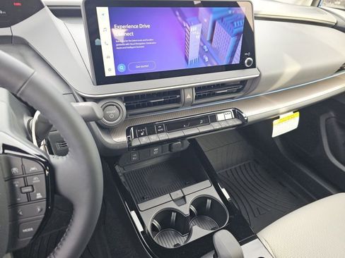 New 2026 Toyota Prius XLE image 31