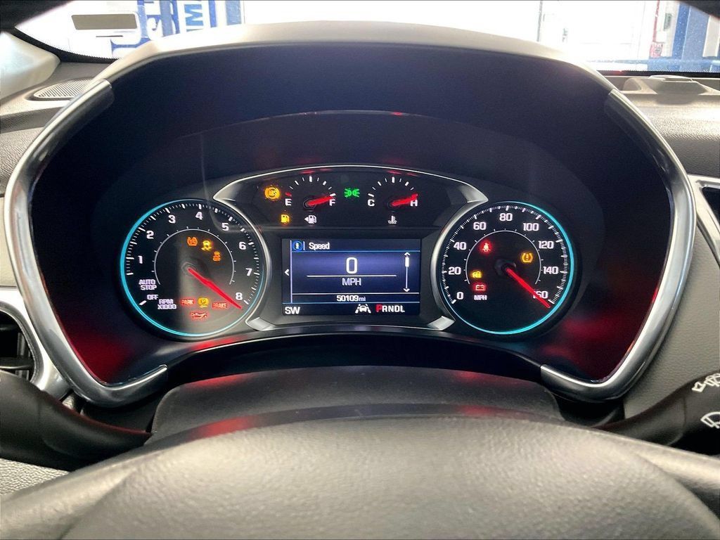 Used 2024 Chevrolet Equinox LT AWD/4WD image 24