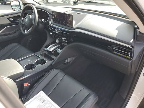 Certified 2025 Acura MDX w/ Technology Package image 4