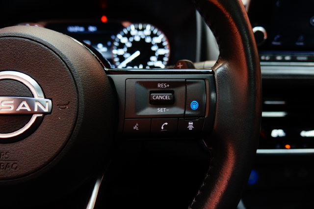 Certified 2022 Nissan Rogue SV w/ SV Premium Package AWD/4WD image 25