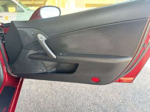 Used 2006 Chevrolet Corvette Convertible w/ Preferred Equipment Group image 16