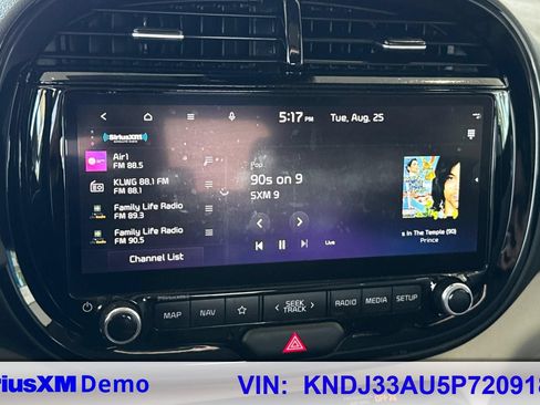 Used 2023 Kia Soul EX FWD image 28