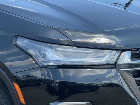 Used 2023 Chevrolet Traverse RS AWD/4WD image 10