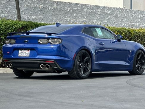 Used 2020 Chevrolet Camaro SS image 4