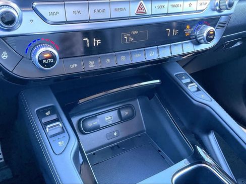 Used 2022 Kia Telluride SX w/ SX Prestige Package image 34