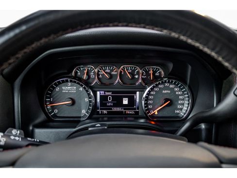 Used 2018 GMC Sierra 1500 SLT image 26