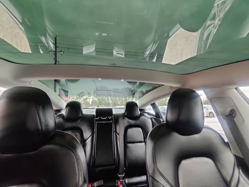 Used 2018 Tesla Model 3 Mid Range image 19