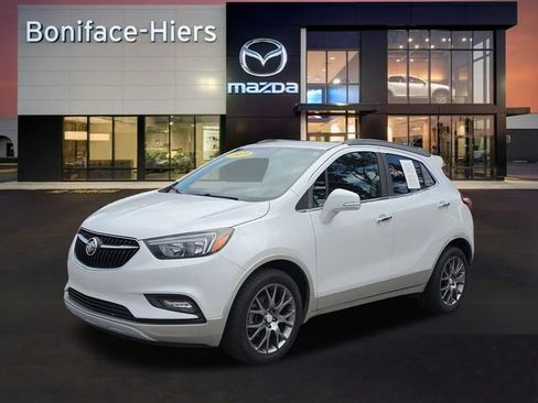 Used 2019 Buick Encore Sport Touring FWD image 2